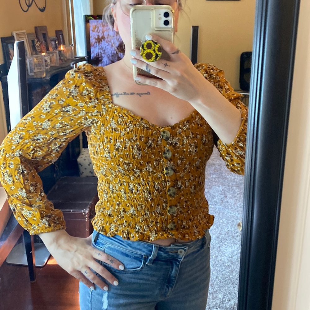 Button down. Mustard crop top. American Eagle. Size M. Like new, worn 1x.
